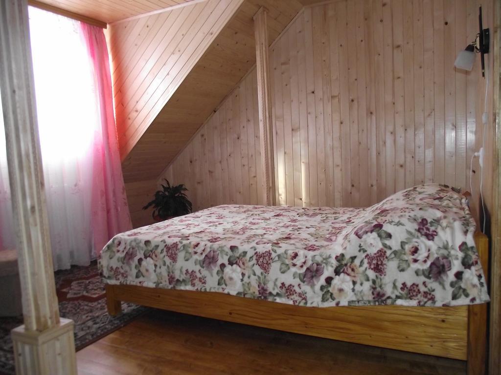 Guesthouse U Dida Viktora Yaremche Room photo